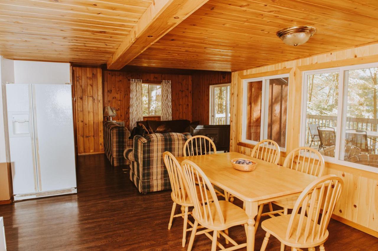 Lang Lake Resort Espanola Esterno foto